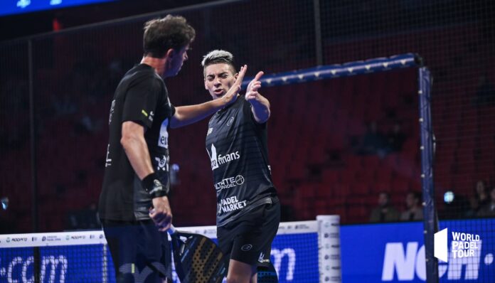 Paquito Navarro y Martín Di Nenno celebran un punto importante en el transcurso del partido