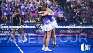 Ale y Gemma celebrando el pase a la final.