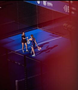 Fuerza honor y gloria a las semifinales femeninas