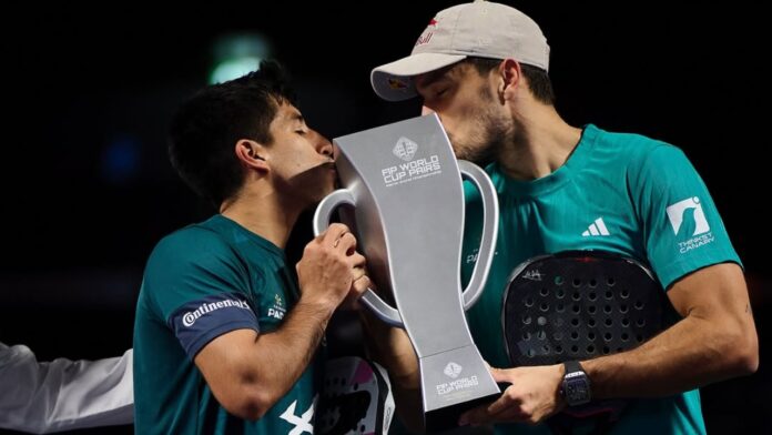 Chingalán tras lograr el FIP World Cup Pairs @alegalan96 @chingotto Chingalán tras lograr el FIP World Cup Pairs @alegalan96 @chingotto