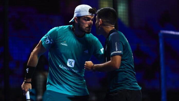 Chingalán durante los dieciseisavos del Dubai P1 @premierpadel