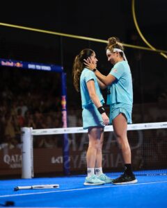 CLAUDIA Y BEA CAMPEONAS ASUNCION PREMIER PADEL P2