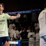 Los Pacos celebrando