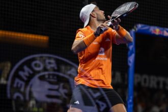 Gálan prepara su remate en el pase a finales de Newgiza