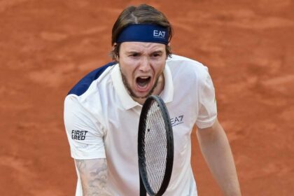 Bublik, el jugador de tenis que ha criticado al pádel en varias ocasiones