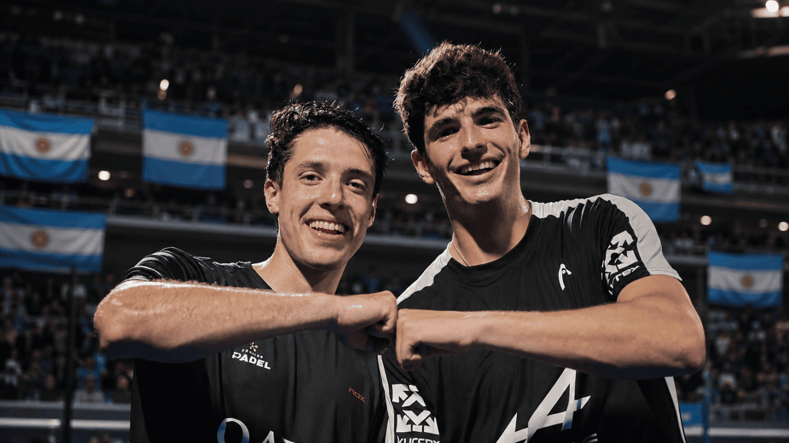Coello y Tapia celebrando una victoria en Buenos Aires