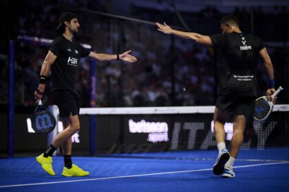 Momo y Campagnolo celebrando uno de sus puntos de los cuartos de Roma / PremierPadel