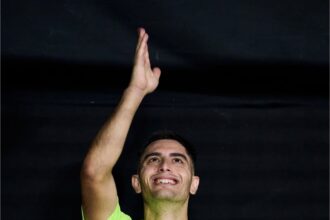Arce celebrando la victoria