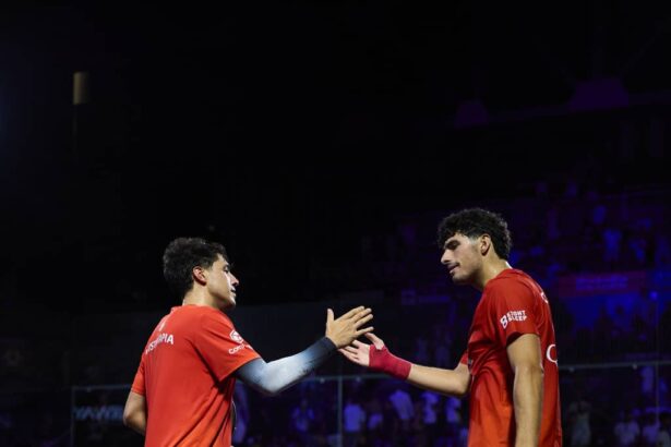 Coello y Tapia celebrando el pase a las finales del Bordeaux P2