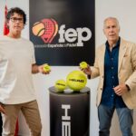 Ricky Brigolle, Category Manager de Racquetsports en HEAD Spain y Javier Rodríguez Piris, presidente de la Federación Española de Pádel.