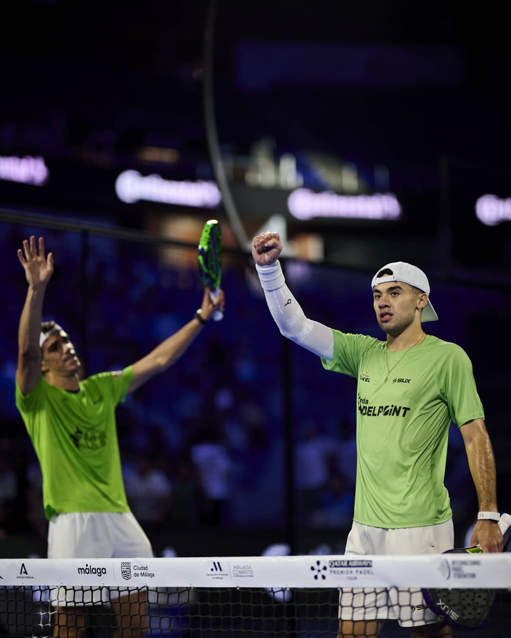 Lebron y Leo celebrando el pase a semis del Málaga P1 / PremierPadel