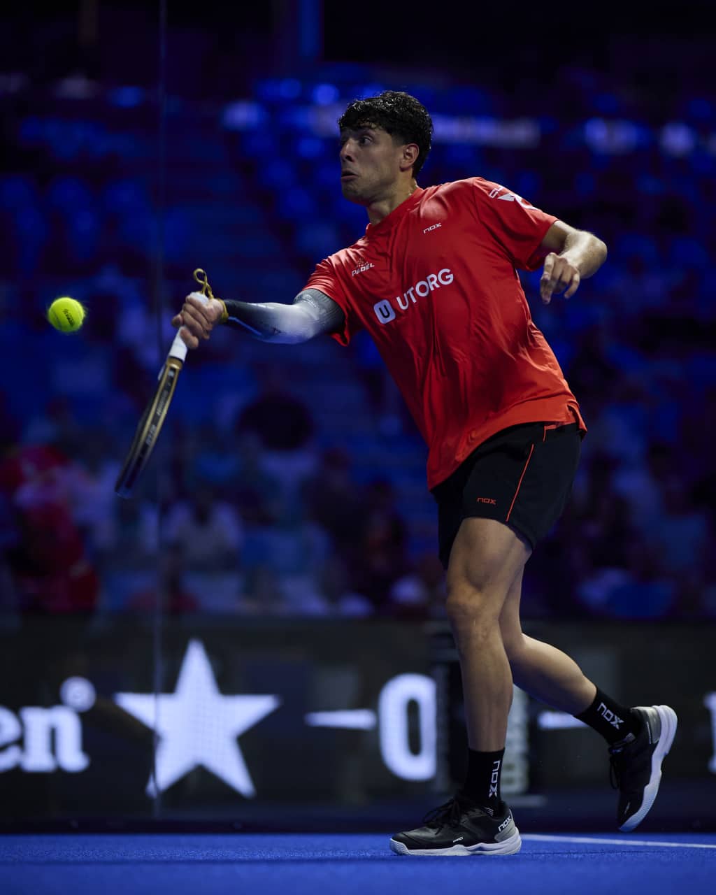 UTORG nuevo patrocinador de Agustín Tapia / PremierPadel