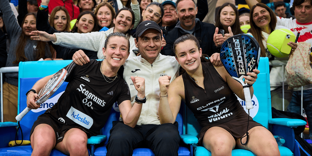 Marta ortega y Martina Calvo durante un partido