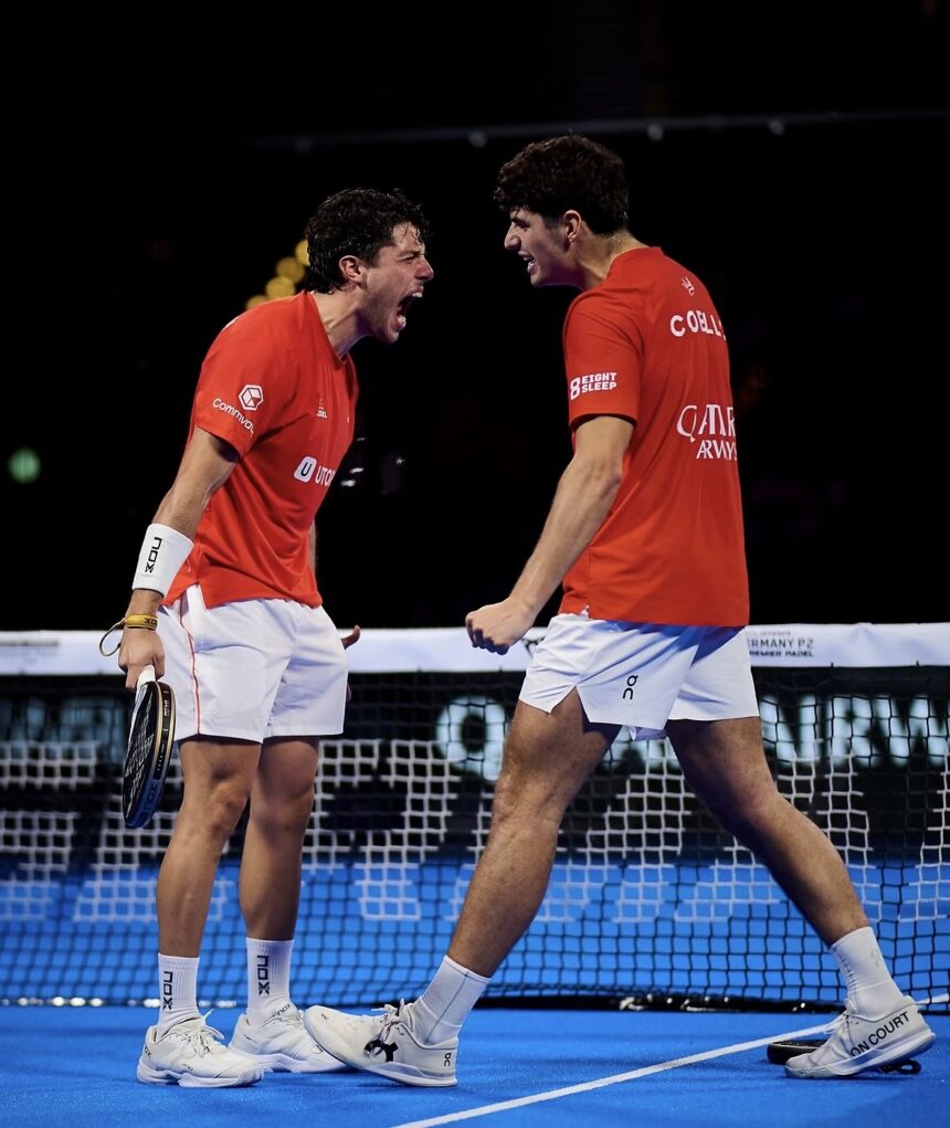 Coello y Tapia celebrando